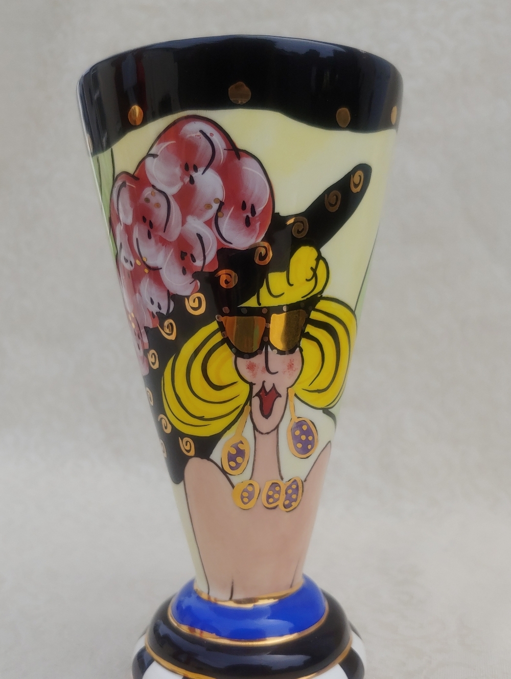 Lynda Cornielle SWAK Vintage Aunt Girtie Hand Painted Footed Mug - Picture 4 of 15